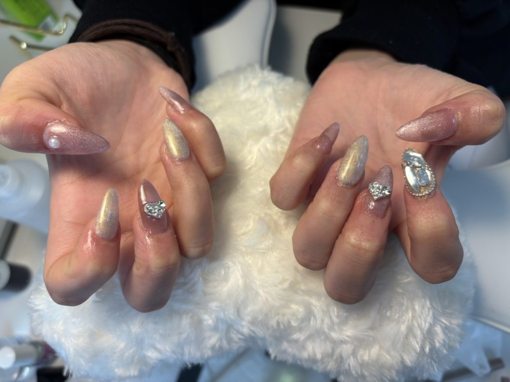 マグネットネイル×ストーン埋め尽くし