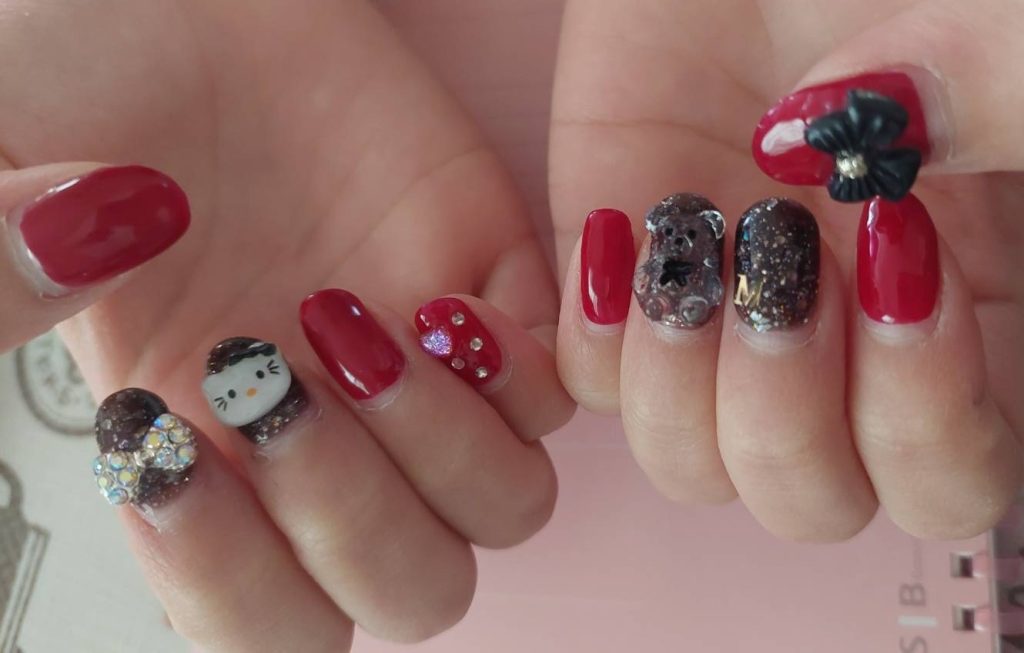 キティちゃんネイル