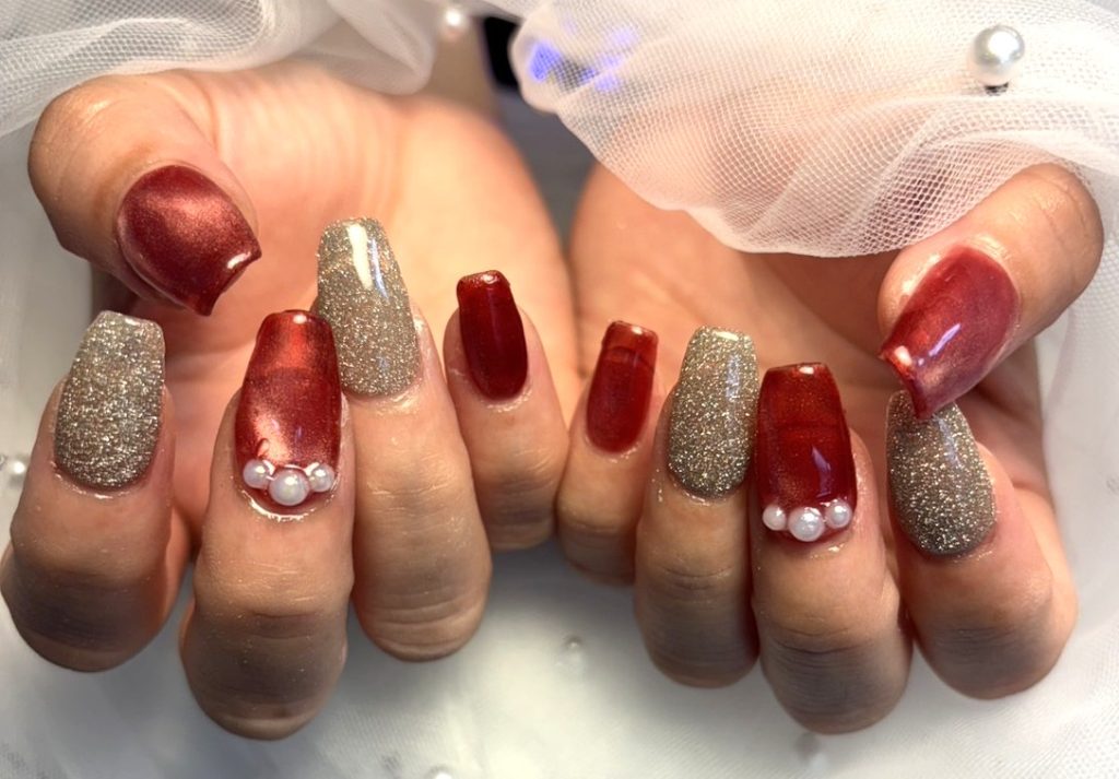 フラッシュラメネイル