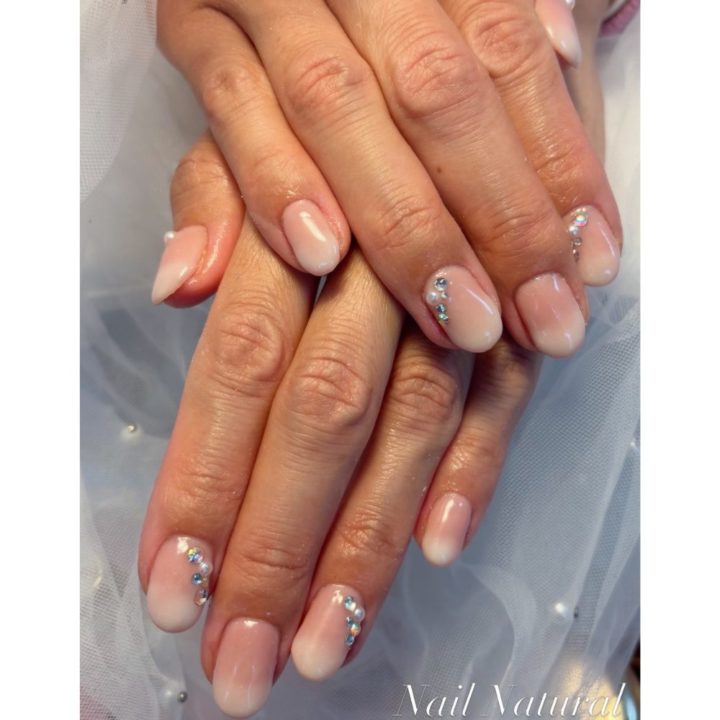 春ネイルにおすすめ！ベイビーブーマーネイル