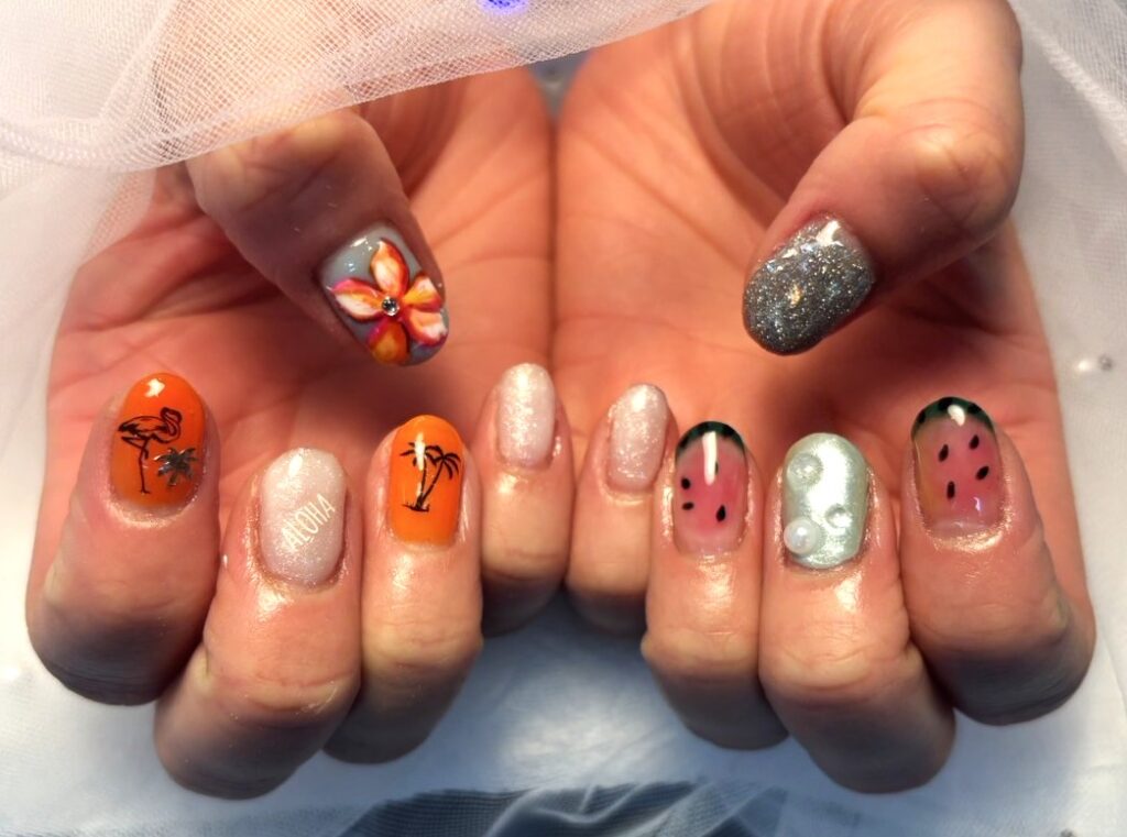 南国アートのハンドネイル・オレンジ×フラワー×スイカ