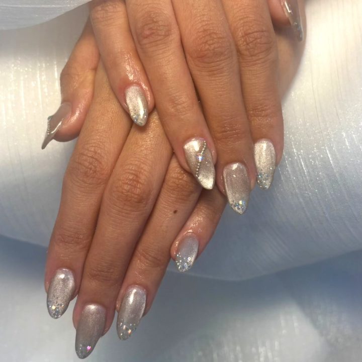 シルバーマグネットネイル