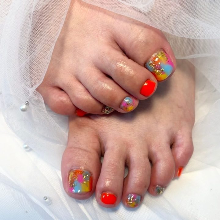 フットネイルグラデーションネイル