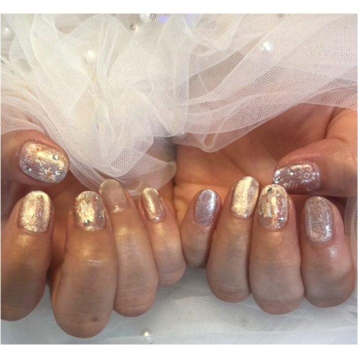 ピンクマグネットネイル