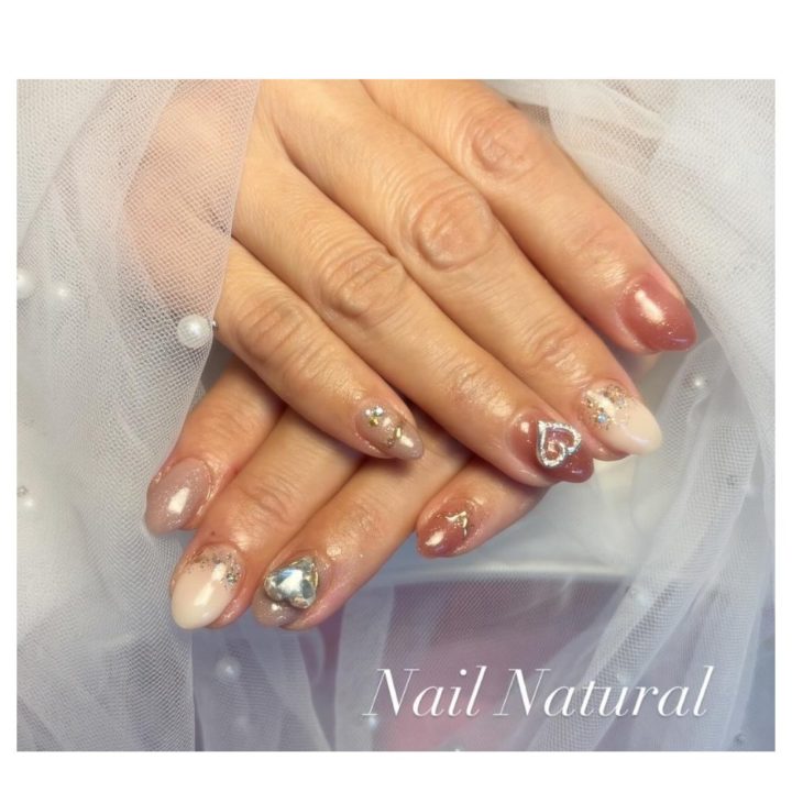 40代ネイル上品ストーン