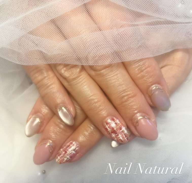 ピンクツイード×シルバーマグネットネイル